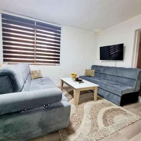 Apartman Family SJJ Buitenkant foto